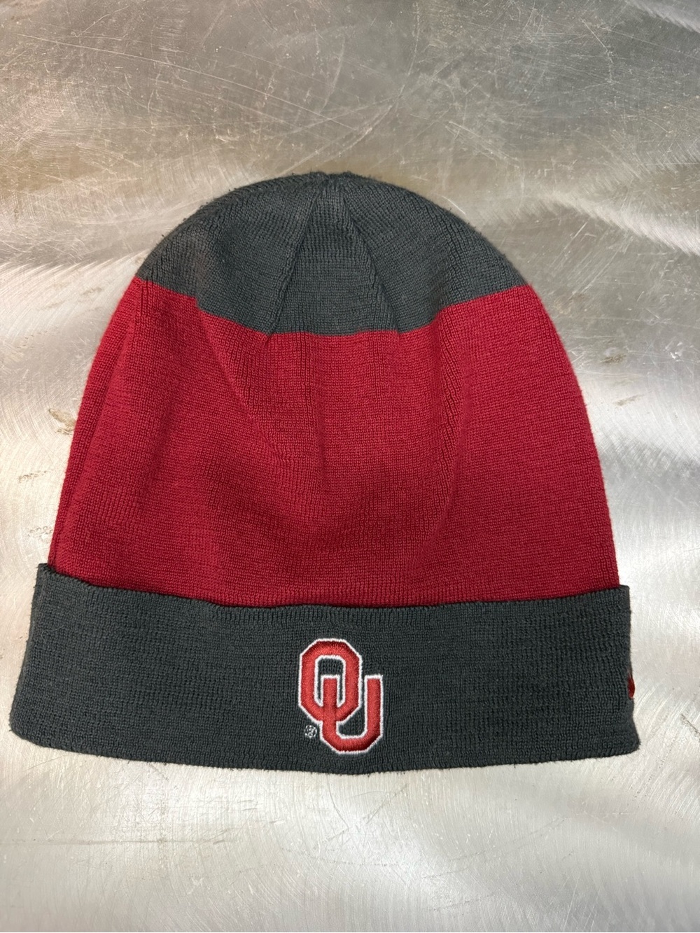 Nike Oklahoma Beanie in Crimson and Charcoal